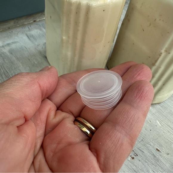 Vintage Needlepoint Design Salt & Pepper Shakers - Picture 9 of 10